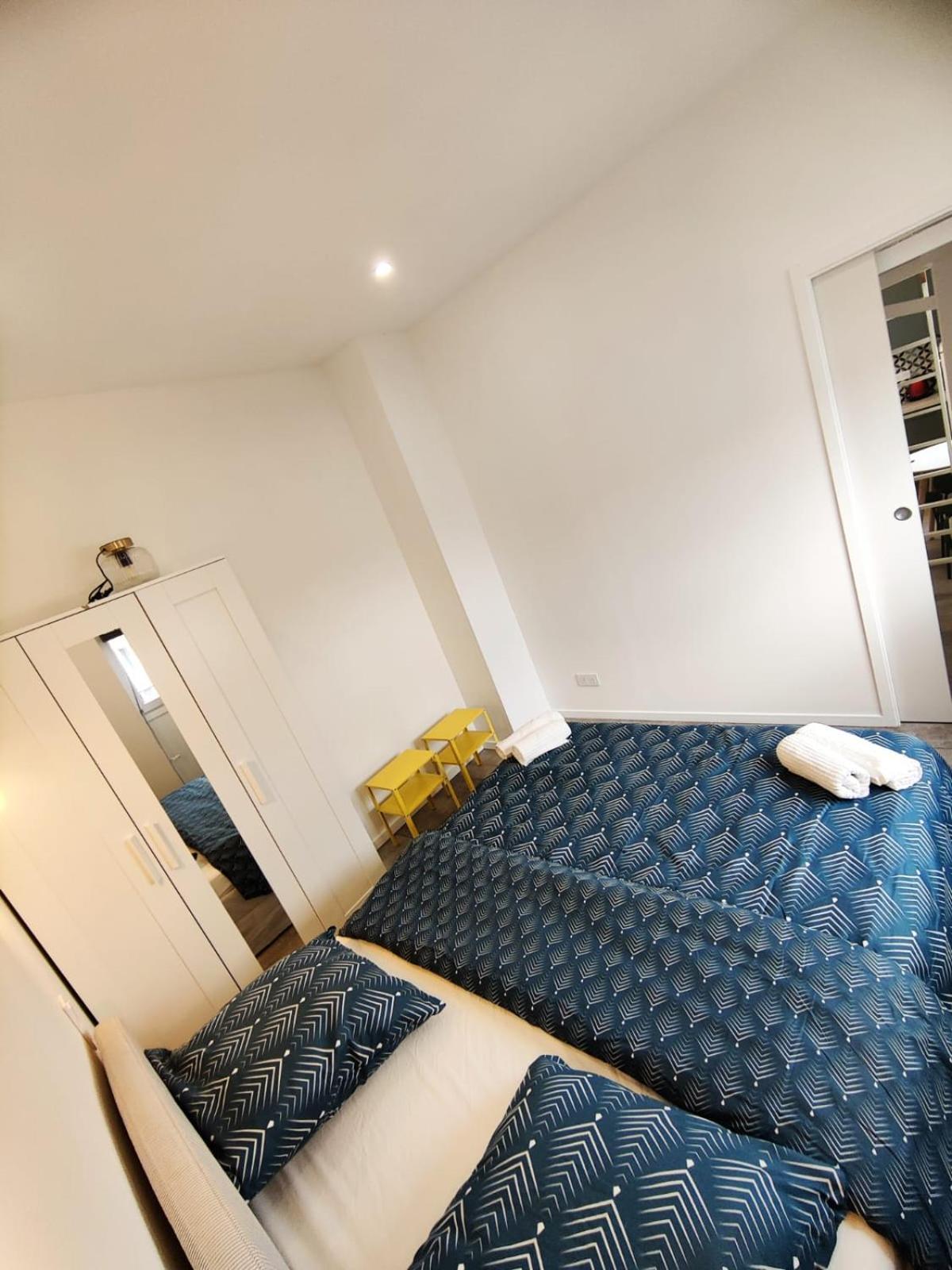 Loft Chic Avec Mezzanine Contemporaine Apartman Vénissieux Kültér fotó