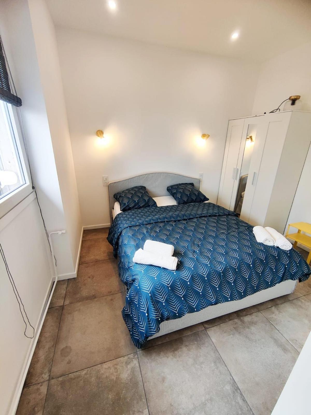 Loft Chic Avec Mezzanine Contemporaine Apartman Vénissieux Kültér fotó